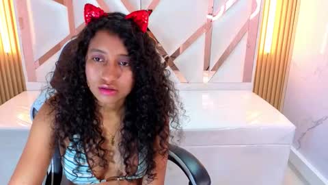 Nina  online show from 22, 11, 2025