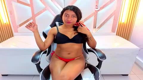 Nina  online show from 29, 11, 2025