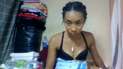 ninaeaa online show from 11, 6, 2026