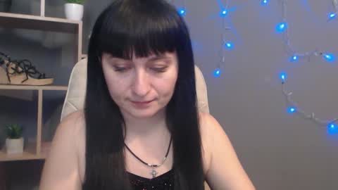 ninaflawlees online show from 25, 11, 2025