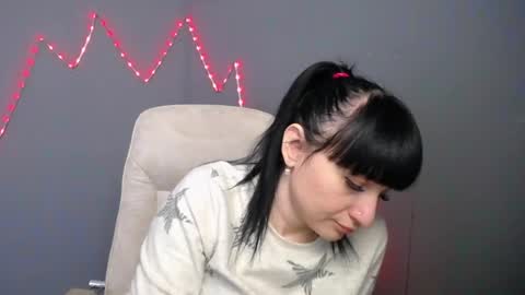 ninaflawlees online show from 28, 4, 2026