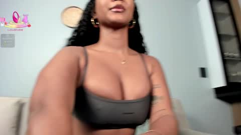 Nina Sara online show from 7, 4, 2026