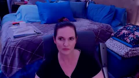 Nina Jaymes online show from 11, 5, 2026