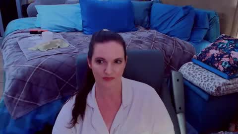 Nina Jaymes online show from 7, 6, 2026