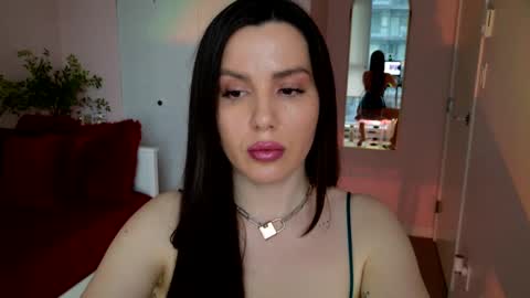 NinaOneil online show from 24, 1, 2025