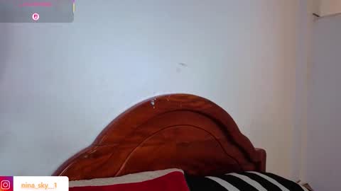 Snapshot of ninasky19 chatting on 14, 12, 2025 ninasky19 online show from 14, 12, 2025