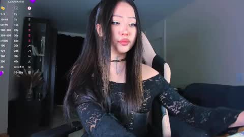 Yumi  ig yumibaee online show from 20, 2, 2025