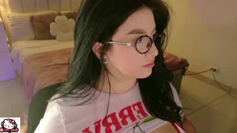 Nina online show from 28, 7, 2026
