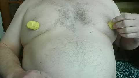 Nip Fun Bear online show from 14, 5, 2026