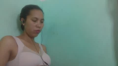 Snapshot of nirisouh chatting on 6, 5, 2026 nirisouh online show from 6, 5, 2026