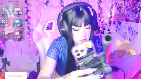 Snapshot of nixy_sama chatting on 1, 2, 2026 Nixy Sama online show from 1, 2, 2026