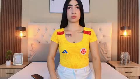 Snapshot of noa_morena chatting on 3, 7, 2026 NATHALIA MORENO online show from 3, 7, 2026