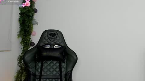 Noah  online show from 27, 4, 2026