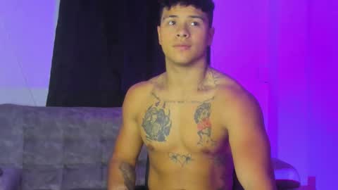 Snapshot of noah_223 chatting on 23, 11, 2025 noah_223 online show from 23, 11, 2025