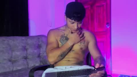 Snapshot of noah_223 chatting on 16, 12, 2025 noah_223 online show from 16, 12, 2025