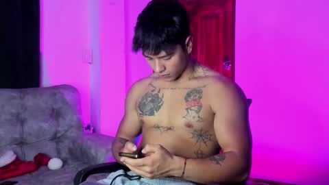 Snapshot of noah_223 chatting on 17, 12, 2025 noah_223 online show from 17, 12, 2025