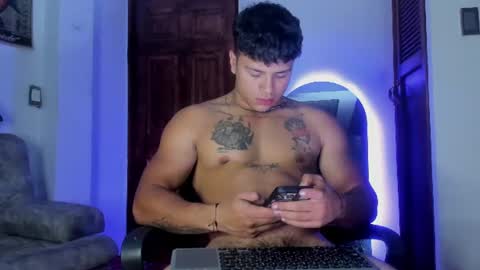 noah_223 online show from 18, 6, 2026