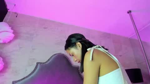 Zoe  online show from 24, 4, 2026