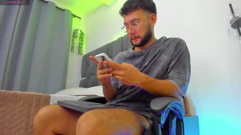 NOAH online show from 3, 2, 2026