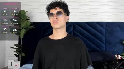 noah_dupont_ online show from 20, 9, 2025