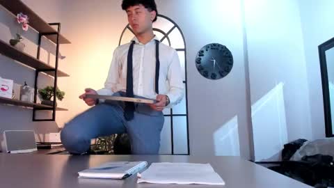 noah_dupont_ online show from 25, 9, 2025