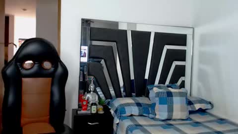 Noah Harris01 online show from 19, 2, 2026