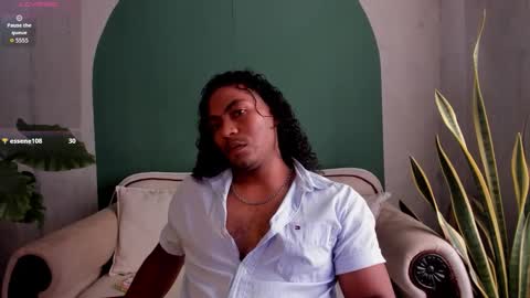 Snapshot of noah_jones__ chatting on 25, 11, 2025 Noah online show from 25, 11, 2025