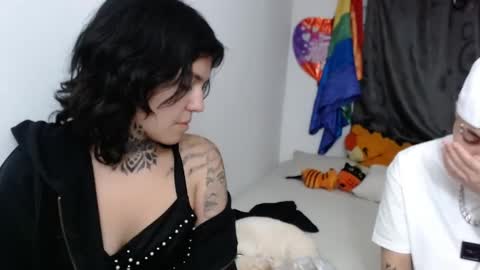 noah hehim    online show from 3, 1, 2025