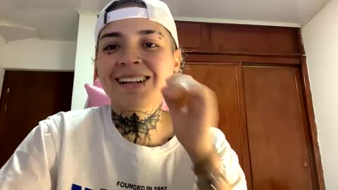 noah hehim    online show from 23, 1, 2025