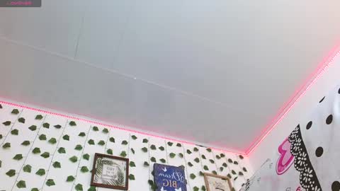 noah tyler  online show from 20, 2, 2025