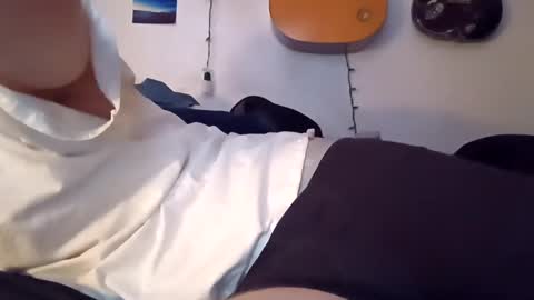 Noah Wesley online show from 4, 12, 2024