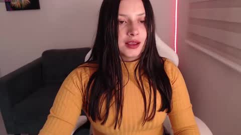 noah_white3 online show from 5, 3, 2025