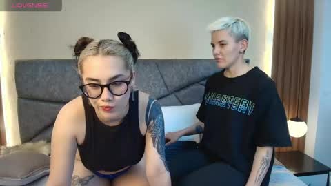 Noah And Gaia online show from 18, 4, 2026