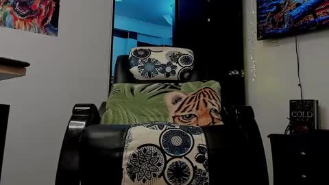 LIAM- noah online show from 17, 1, 2025