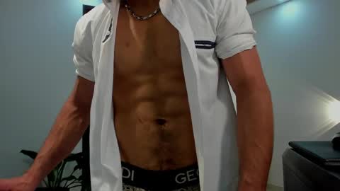 LIAM- noah online show from 15, 4, 2026