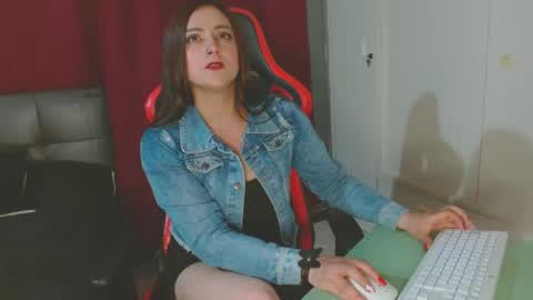 Noamartin online show from 22, 12, 2024