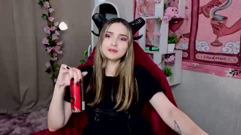 Snapshot of nocturnehuntress chatting on 30, 6, 2026 Alice online show from 30, 6, 2026