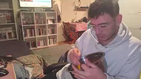 Noeliswaifu online show from 29, 7, 2026