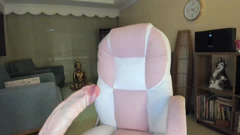 Snapshot of noemibcnz chatting on 16, 11, 2025 In instagram dayhannanoemi online show from 16, 11, 2025