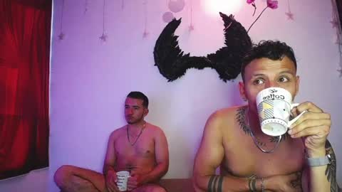 noha_and_iam1 online show from 21, 4, 2026