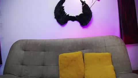 noha_and_iam1 online show from 11, 6, 2026