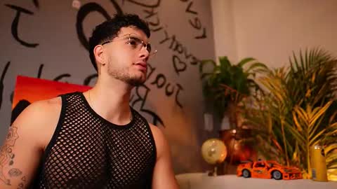 Snapshot of noha_miler chatting on 1, 10, 2025 kevin online show from 1, 10, 2025