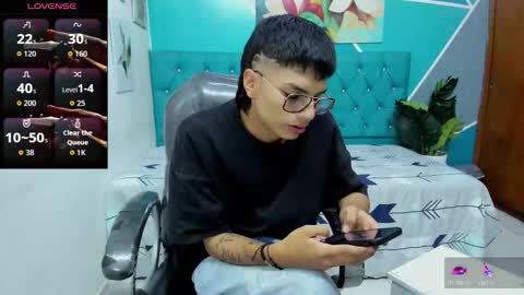 Noha Scott online show from 8, 11, 2025