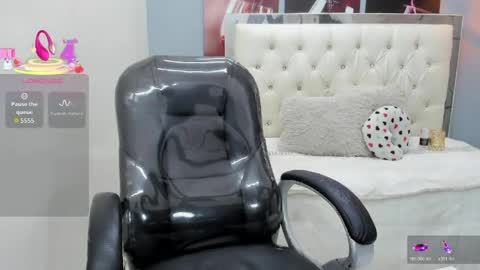Noha Scott online show from 9, 5, 2026