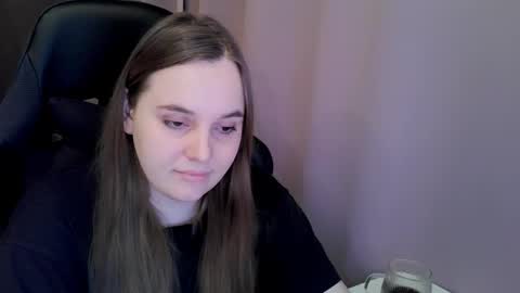 noir_ember_ online show from 3, 3, 2026