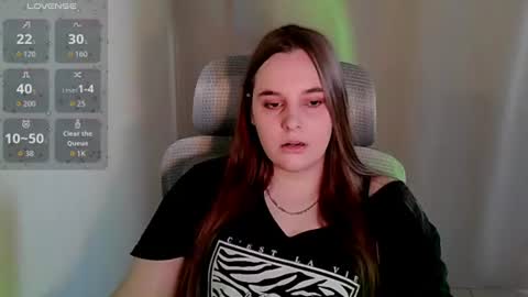 noir_ember_ online show from 9, 7, 2026
