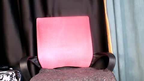 Snapshot of noircandy chatting on 29, 1, 2025 Noir Thats My Name Call Me Bablicious online show from 29, 1, 2025