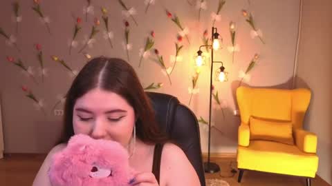 noirwhisper online show from 24, 4, 2026