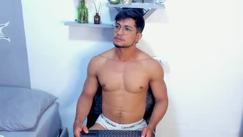 Im Nolan  online show from 1, 7, 2026