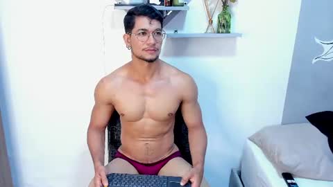 Im Nolan  online show from 30, 7, 2026